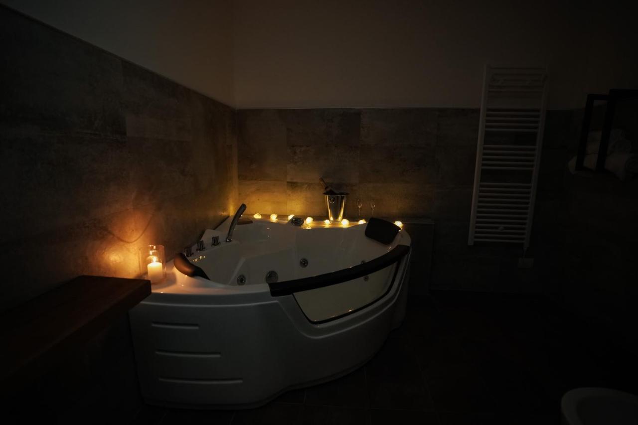 Bed and Breakfast Dimora La Fuga Zollino Экстерьер фото